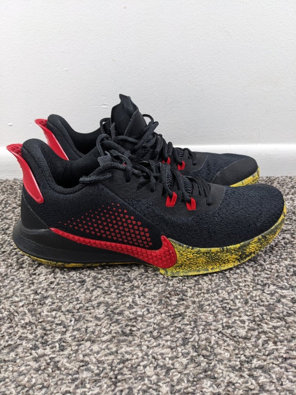 Nike Mamba Fury Black Red Yellow Bruce Lee Basketball Shoes CK2087-002 Mens 10.5
